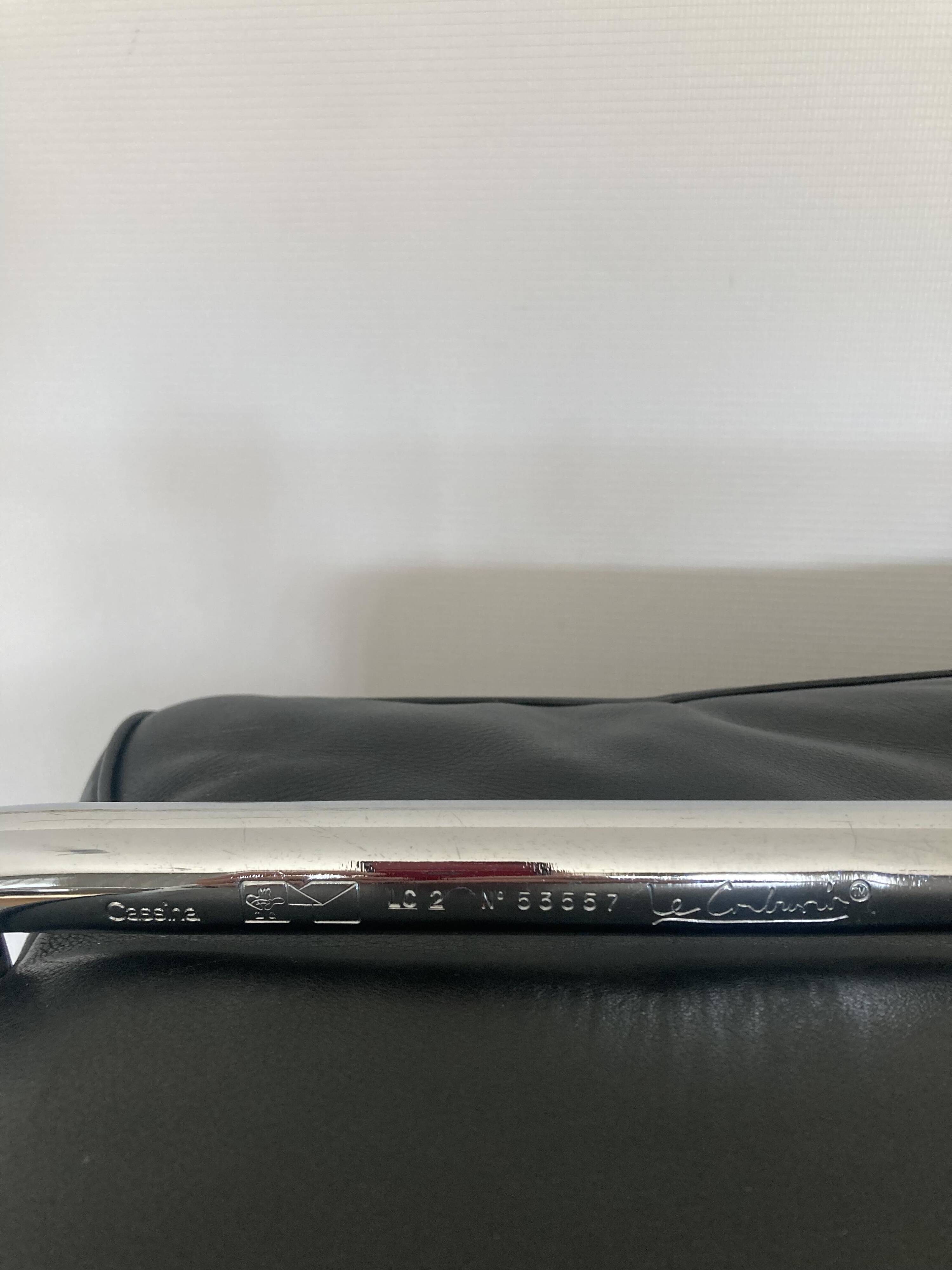 Fauteuil lc2 lecorbusier en cuir noir