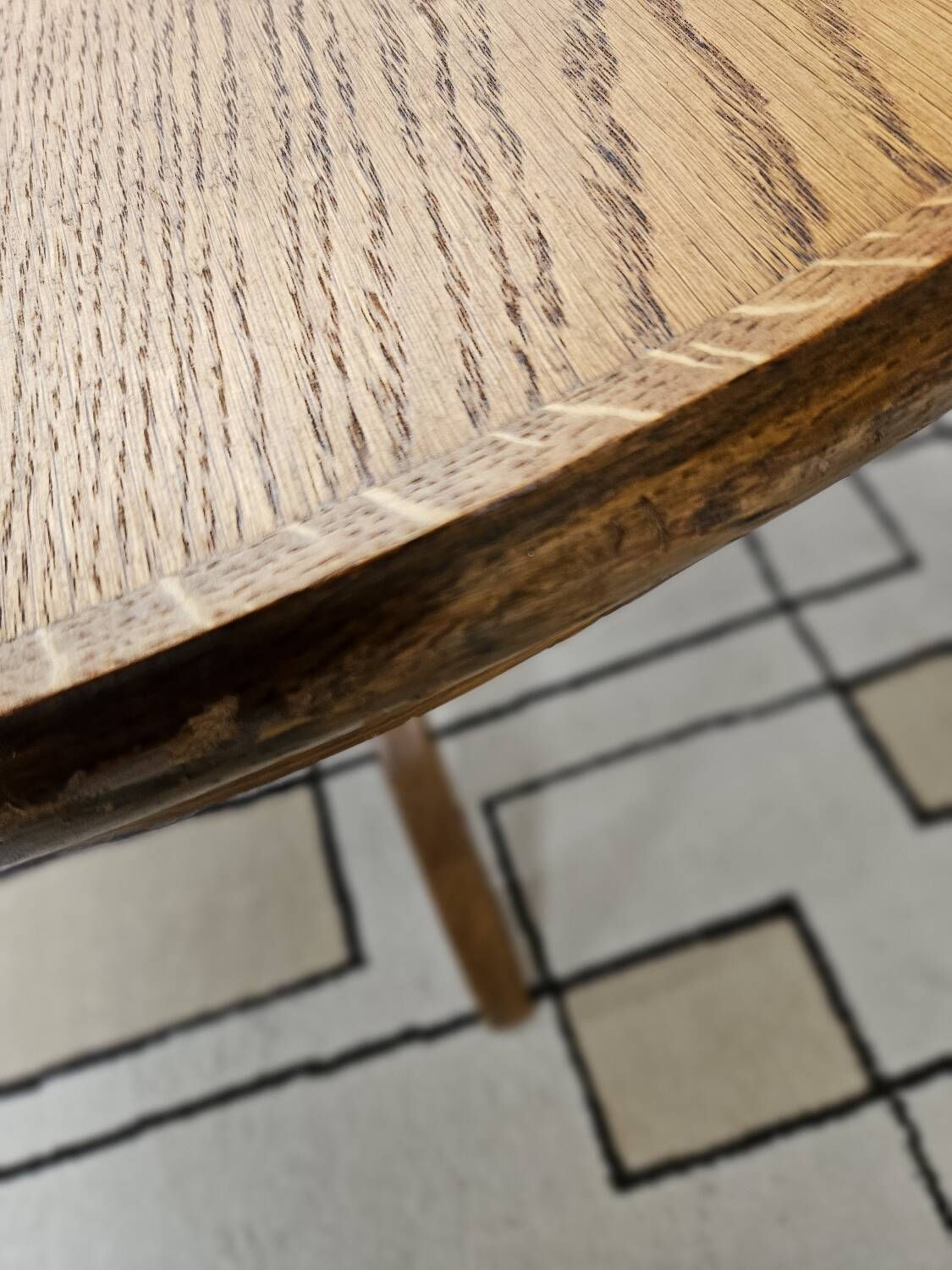 Vintage 1970s round dining table