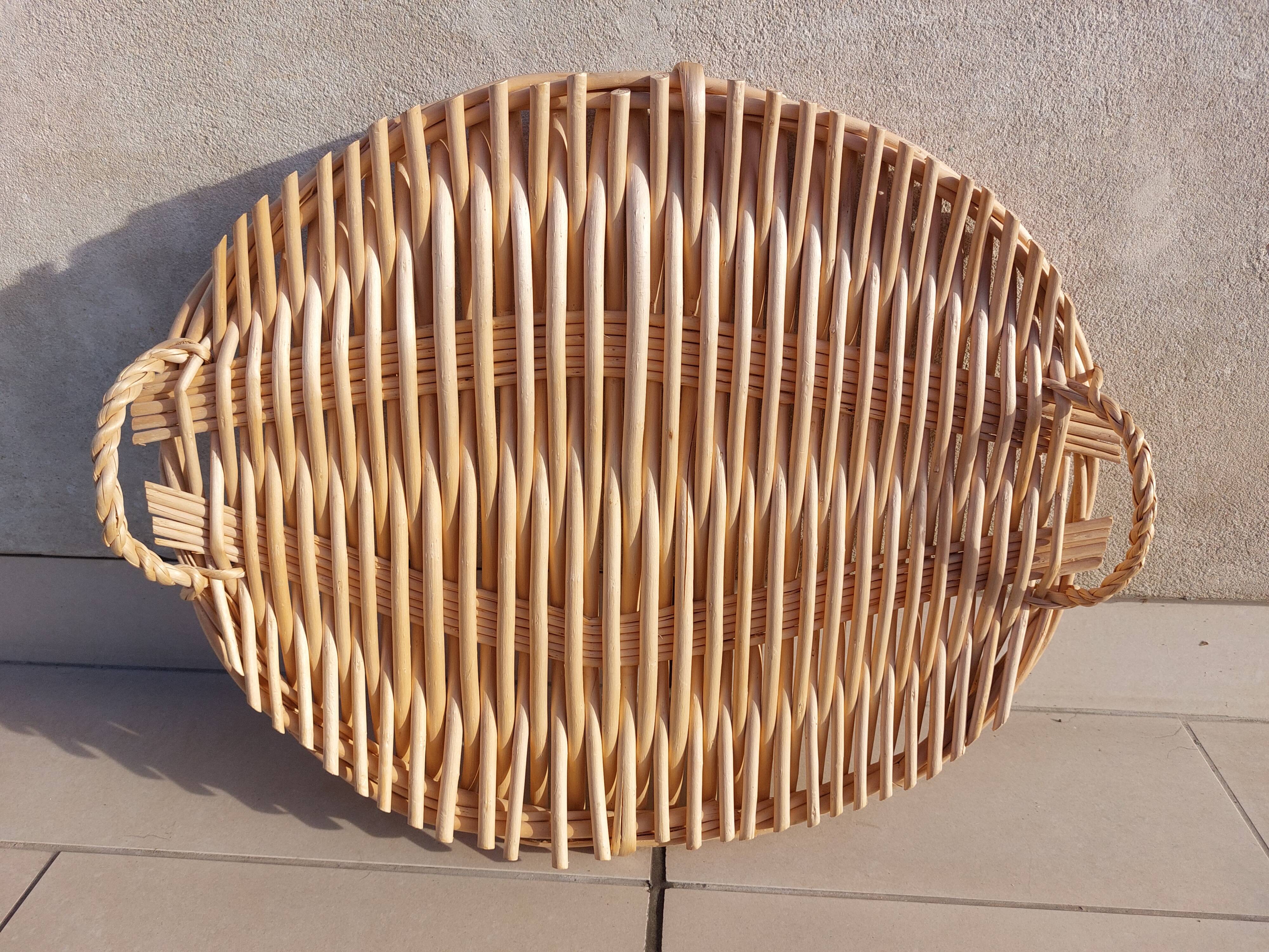 Vintage oval bamboo tray