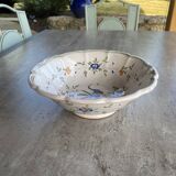 Decorative salad bowl in Moustiers earthenware