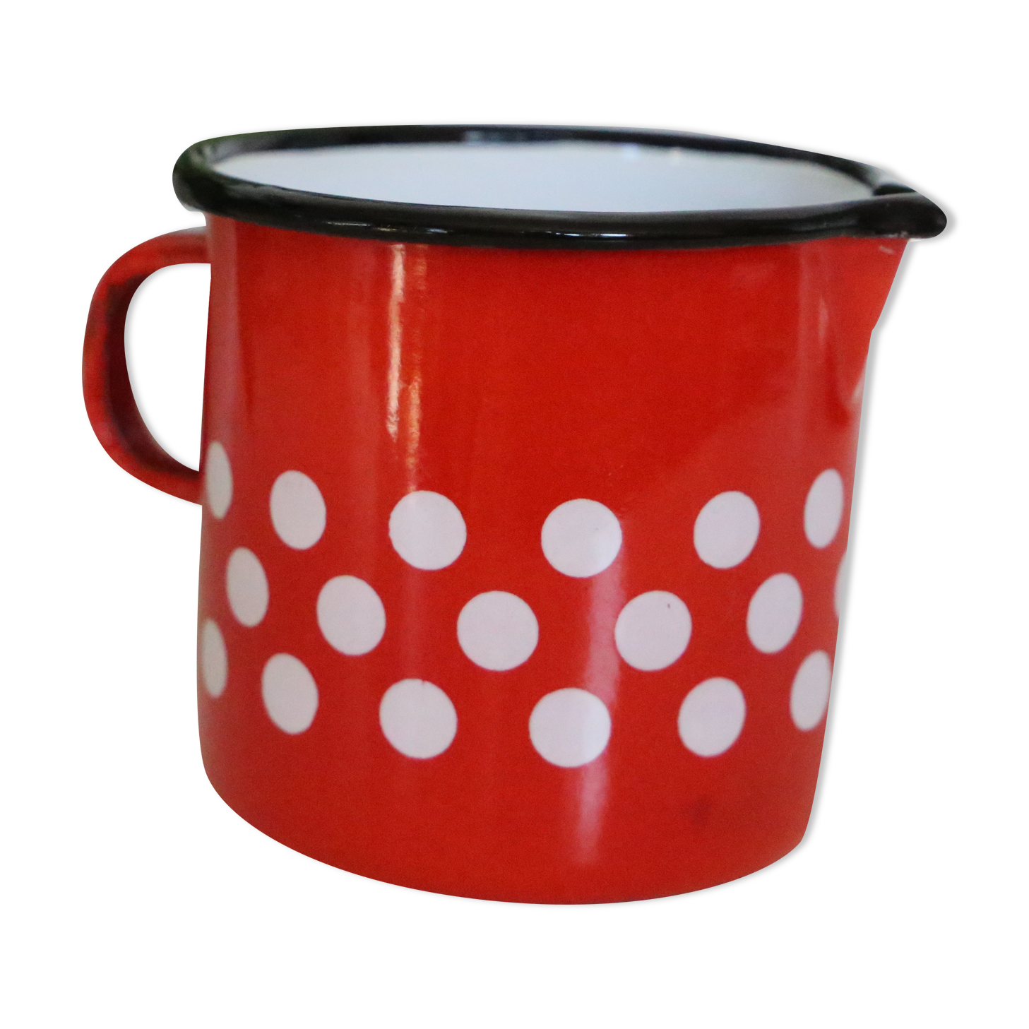 Red enamelled metal milk pot