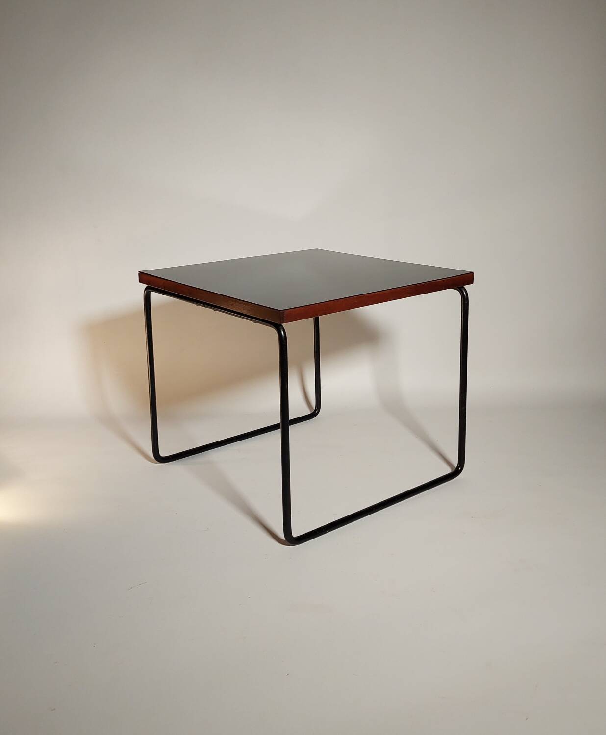Pierre Guariche flying table 1955