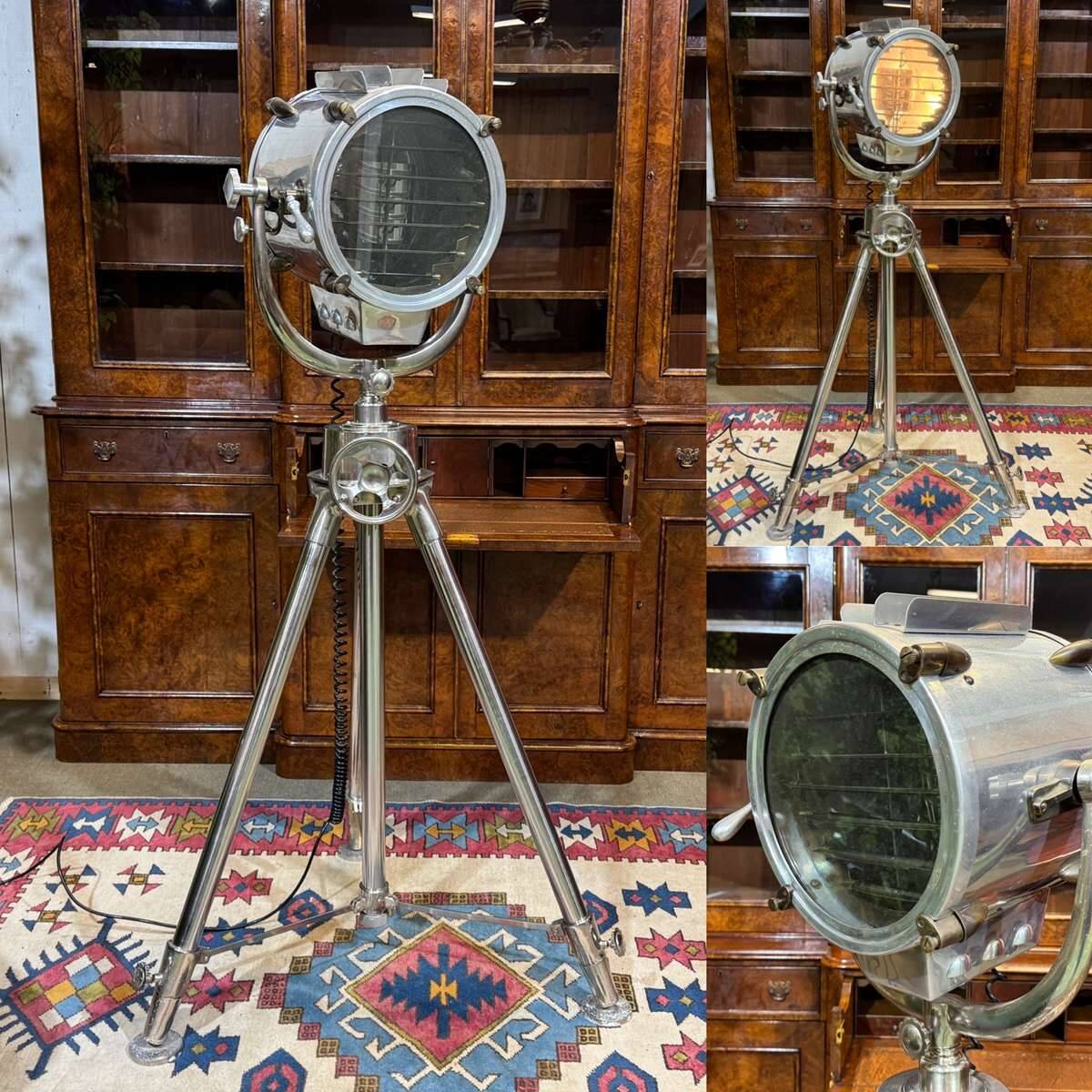 Modern marine style spotlight floor lamp