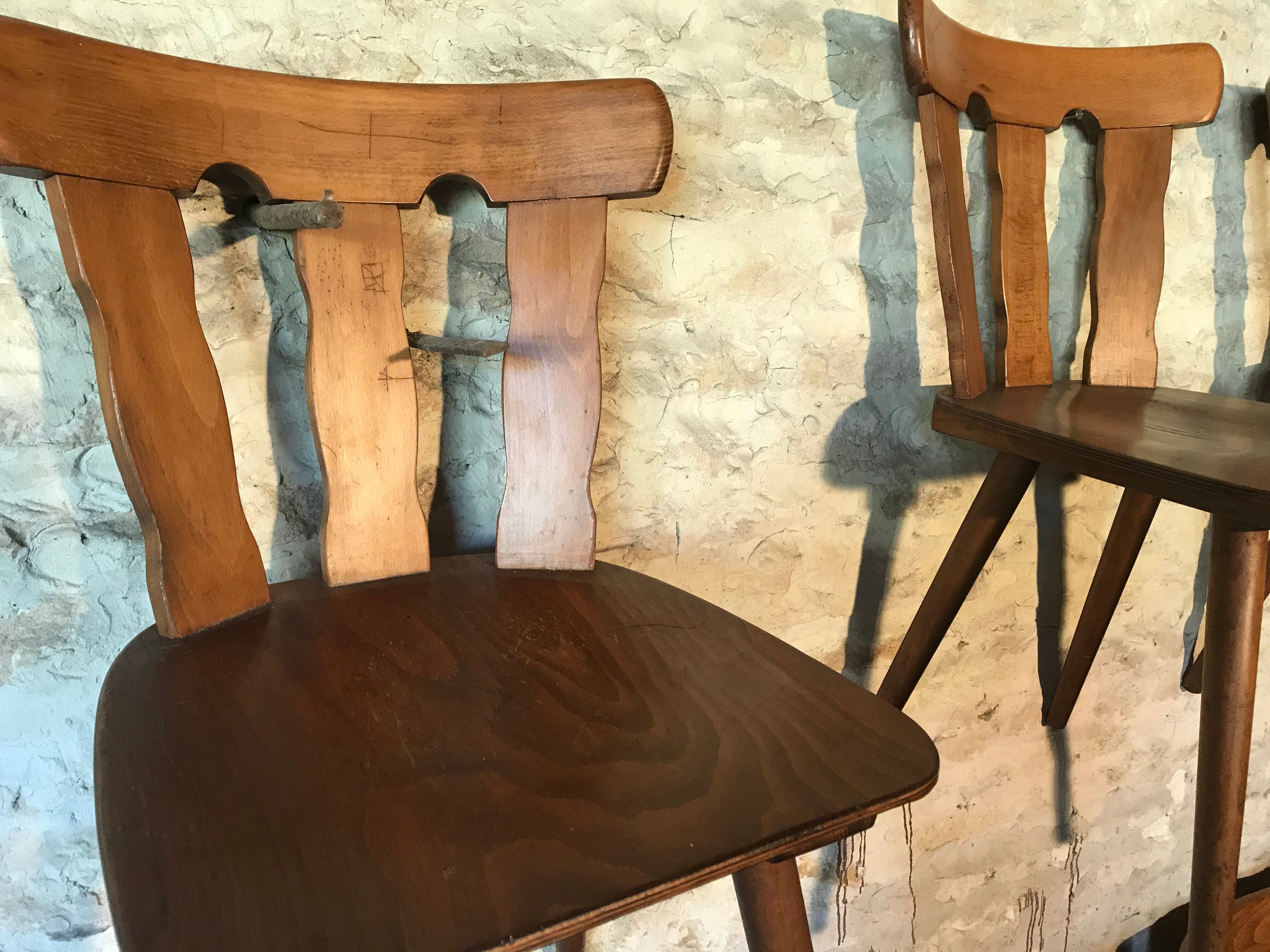 Lot of 14 vintage bistro chairs