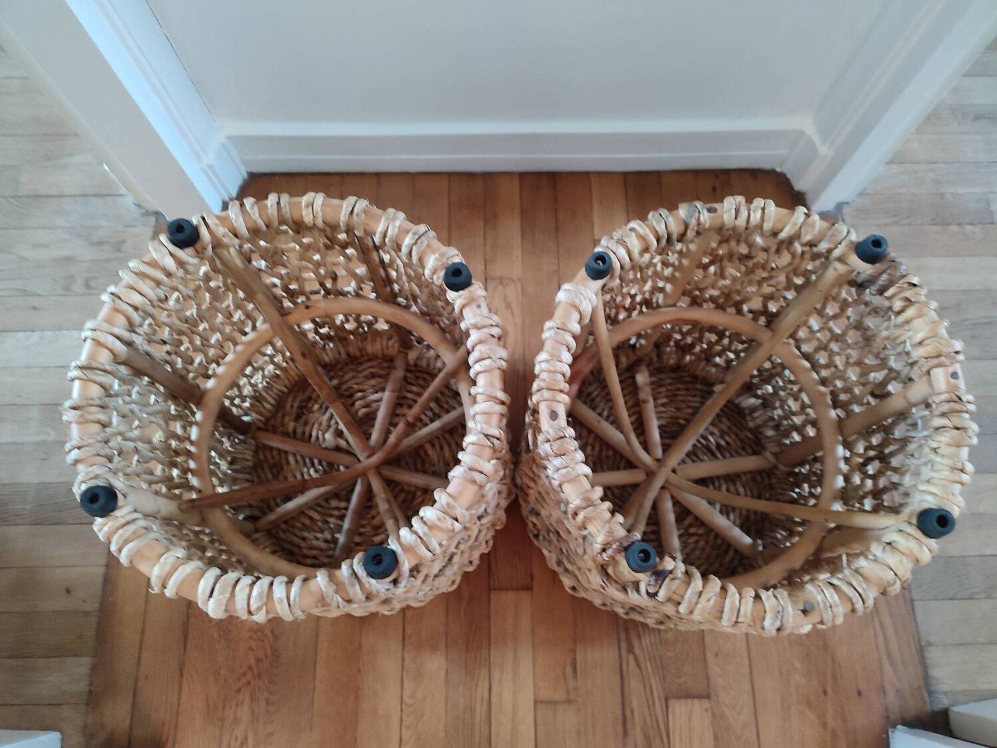 Flamant brand stool