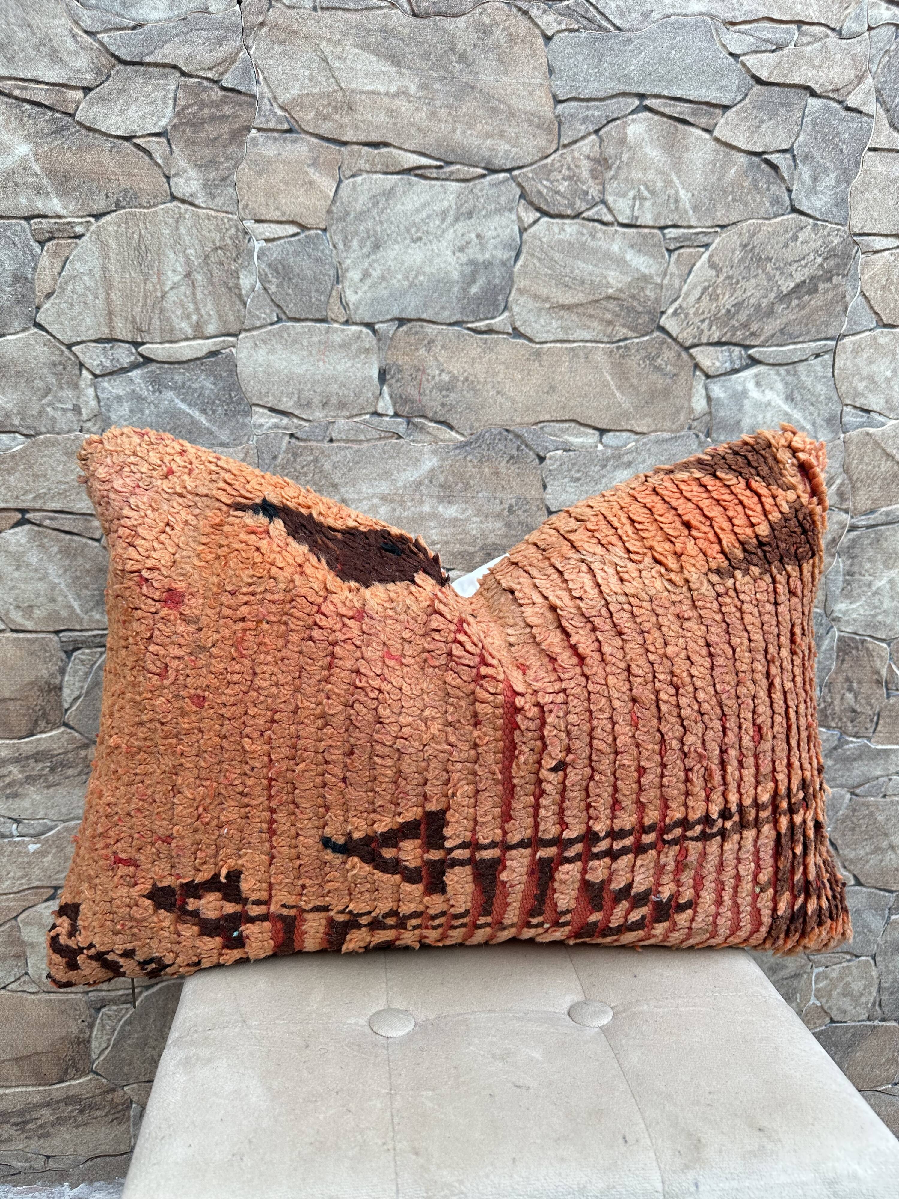 Beautiful vintage Berber Kilim cushion from Morocco