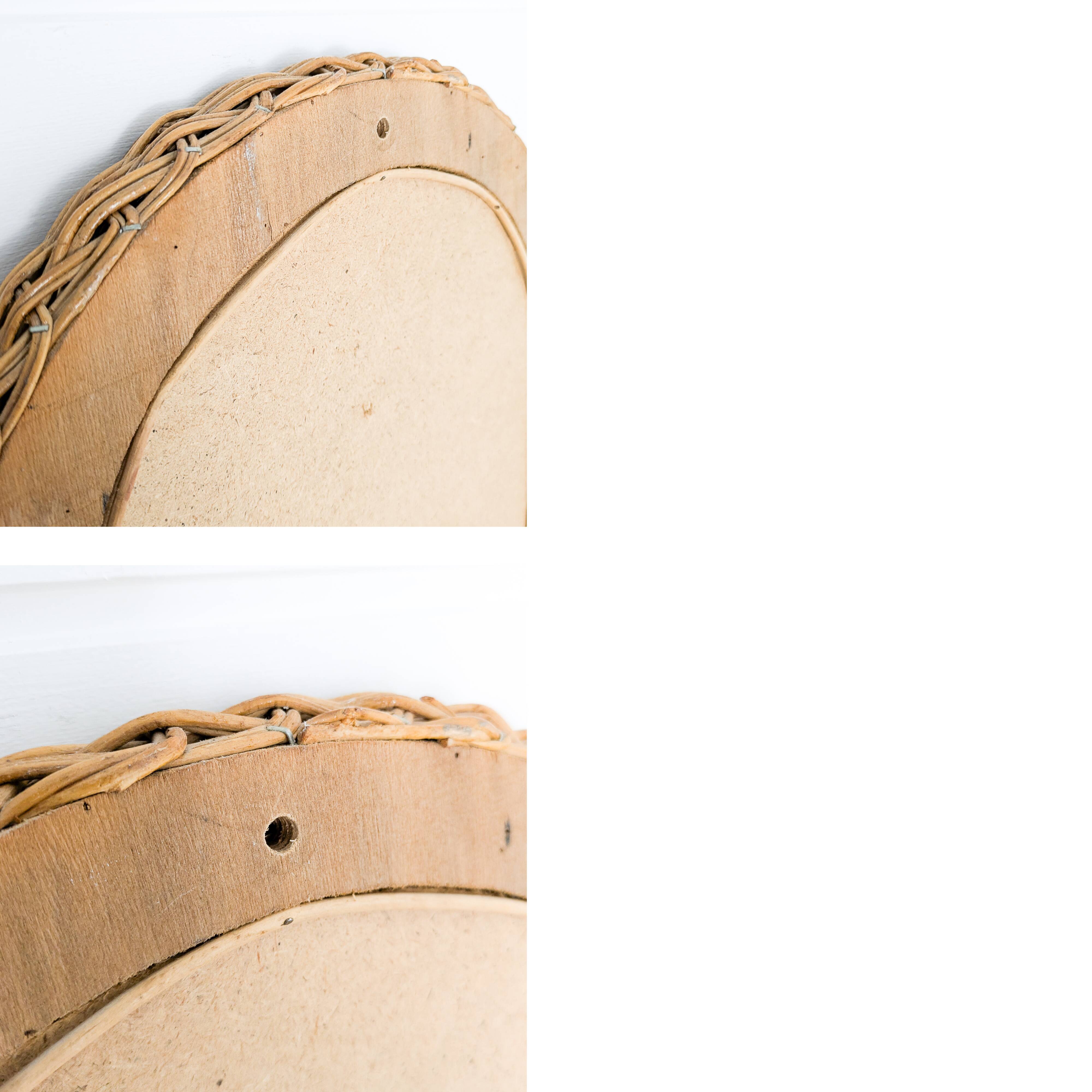 Miroir vintage arrondi en bois, cadre sculpté en forme organique rétro