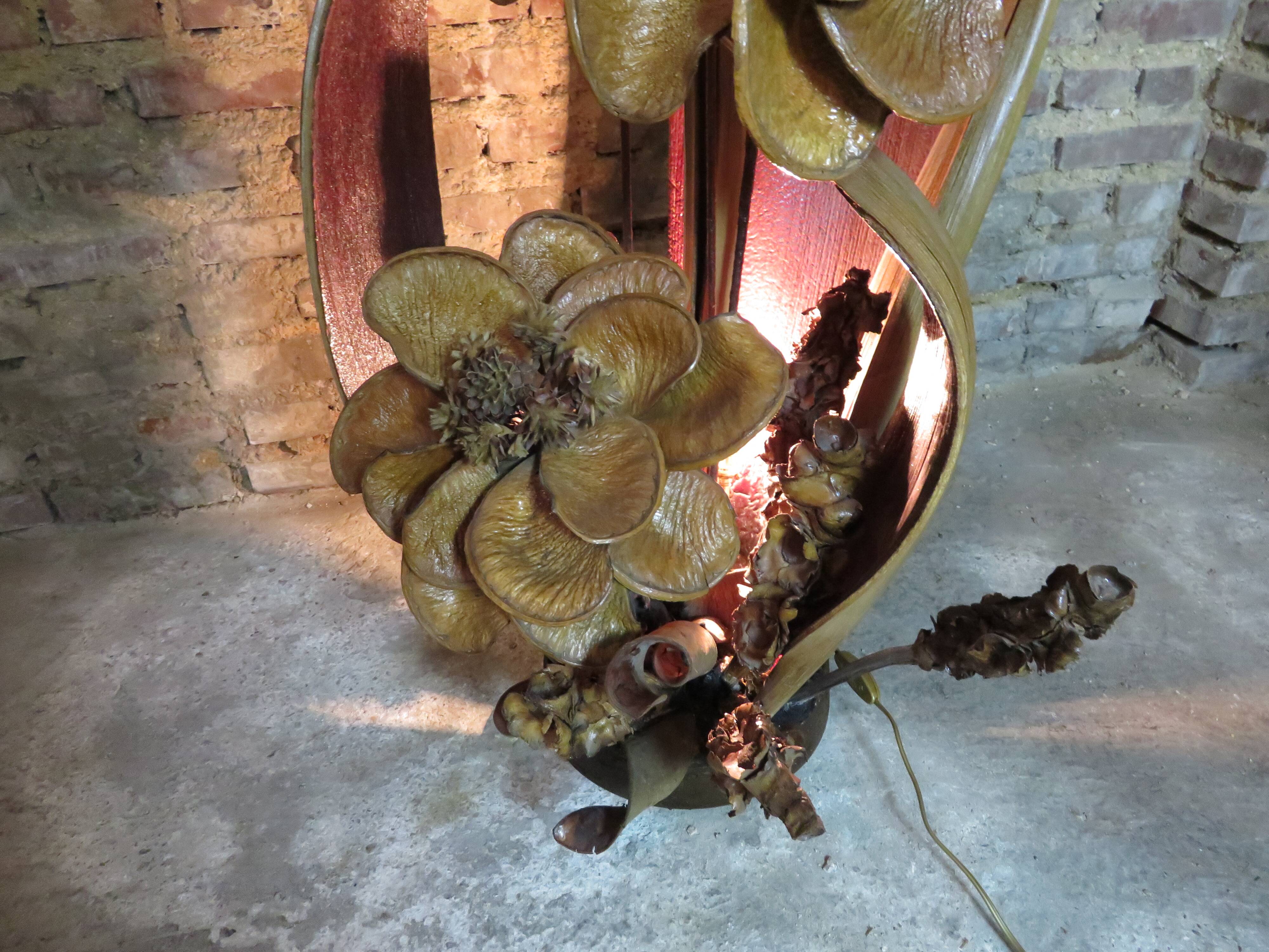 Lamp vintage leaves and flowers of dried banana 70's