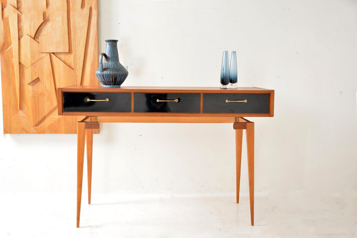 Desk dating back to the 1960