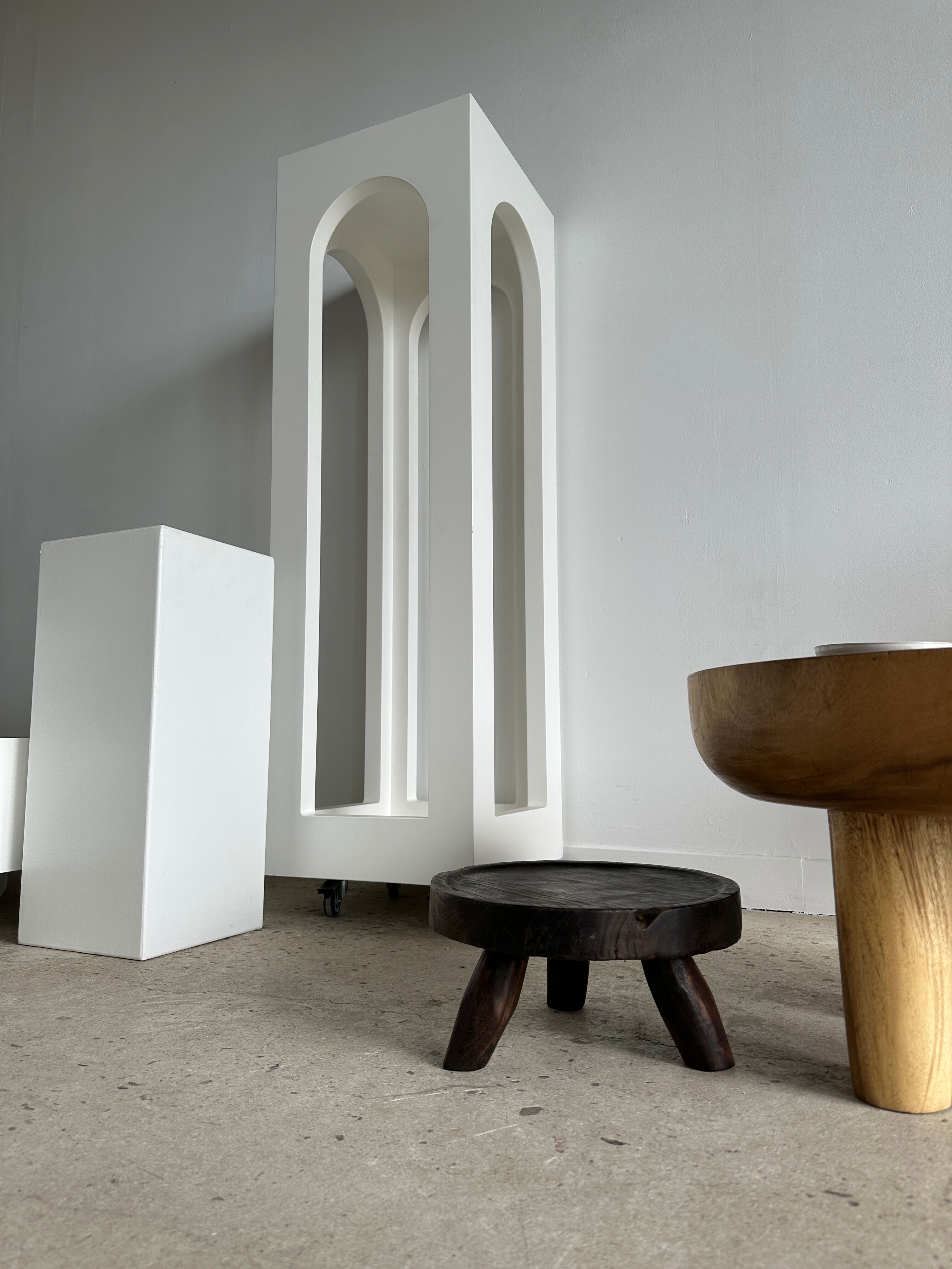 Coffee table, quadripod suar coffee table