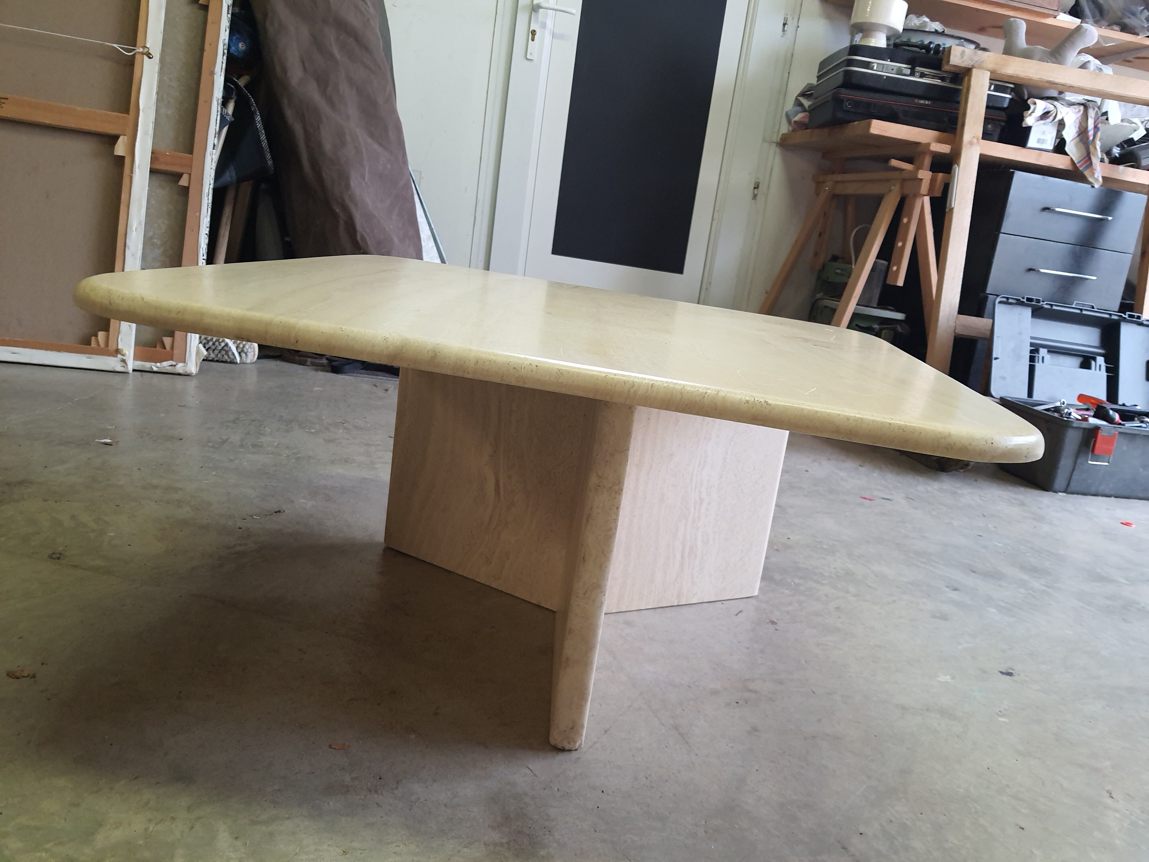 Coffee table in travertine Roche bobois