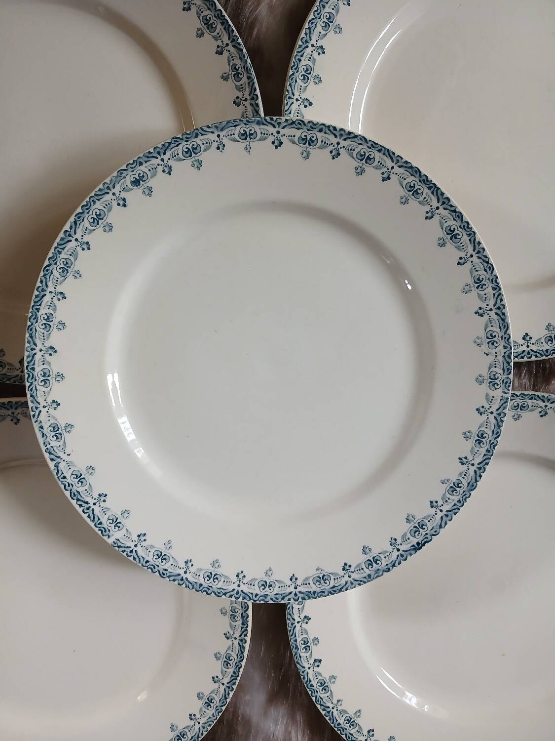 6 antique flat plates in ironstone Hb & Cie