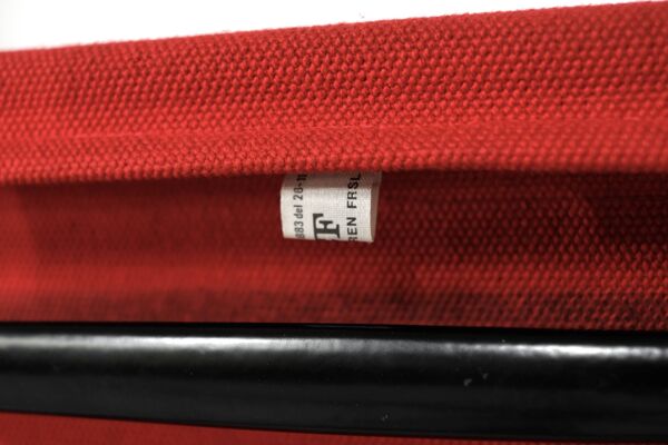 Fauteuil '' EA 117 '' Charles Ray Eames pour ICF USA 1969.