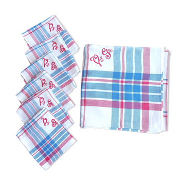 Chic country tablecloth and its 6 monogrammed towels VG