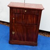 Curtain sideboard