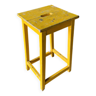 Tabouret haut jaune en bois