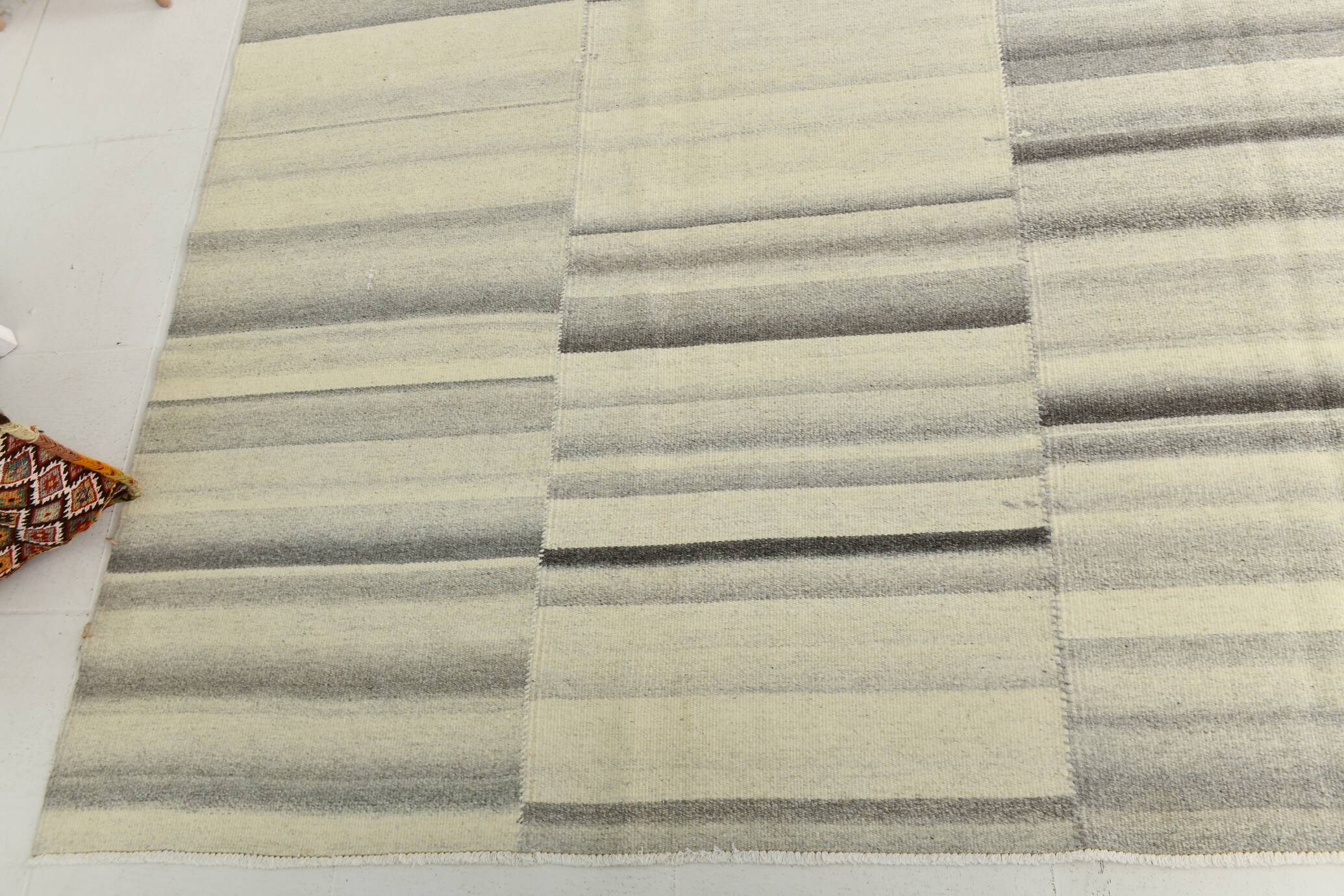 Mid Century Modern Large Vintage Kilim Rug, 307x396Cm