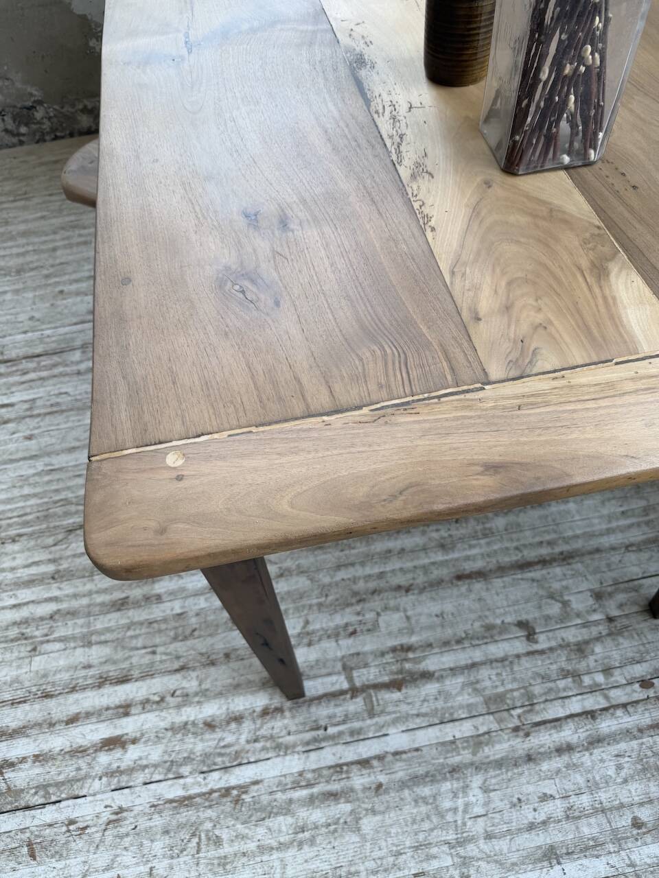 Table de ferme noyer pieds fuseaux 1950
