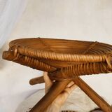 Ethic cup on crossed feet