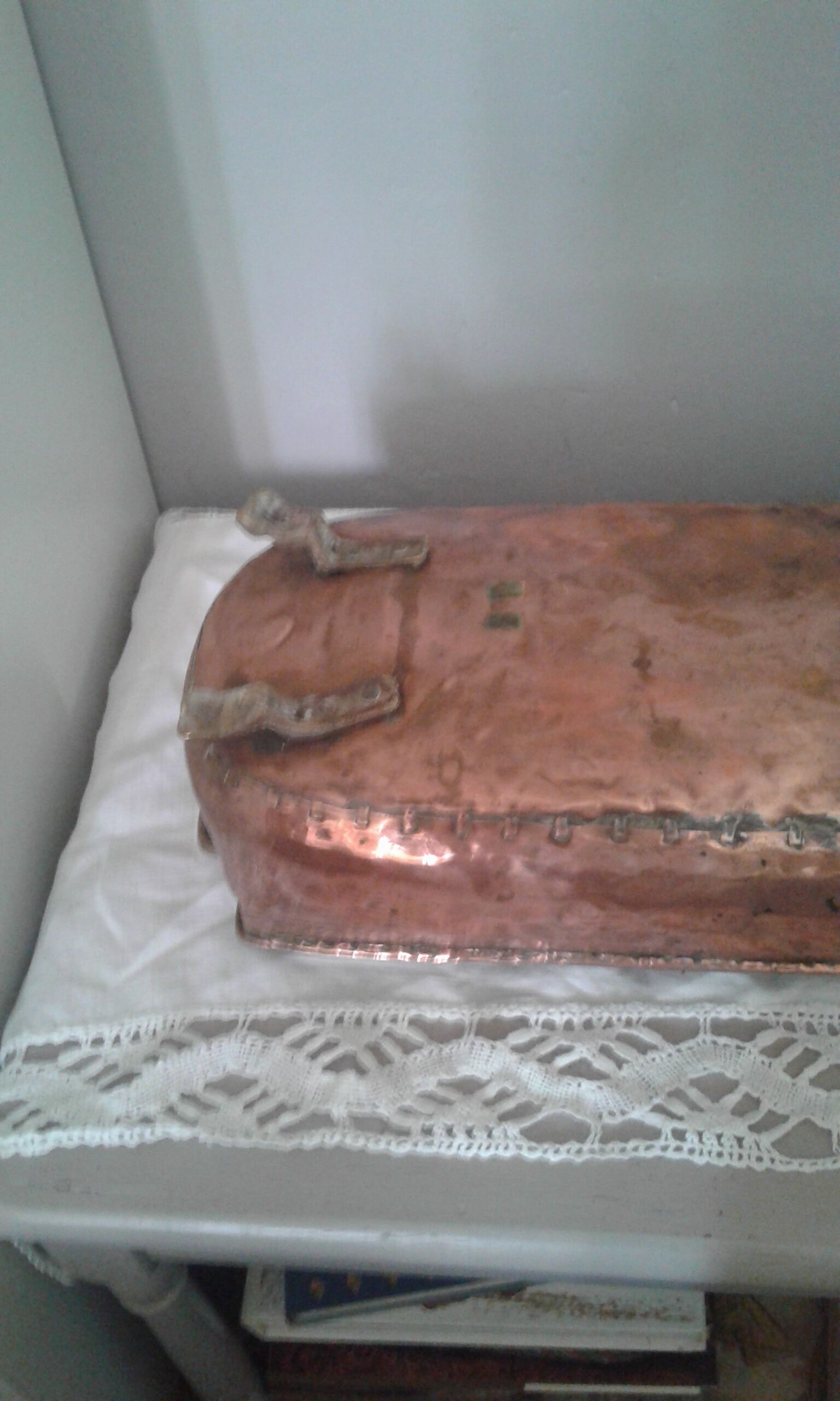 Hammered copper planter