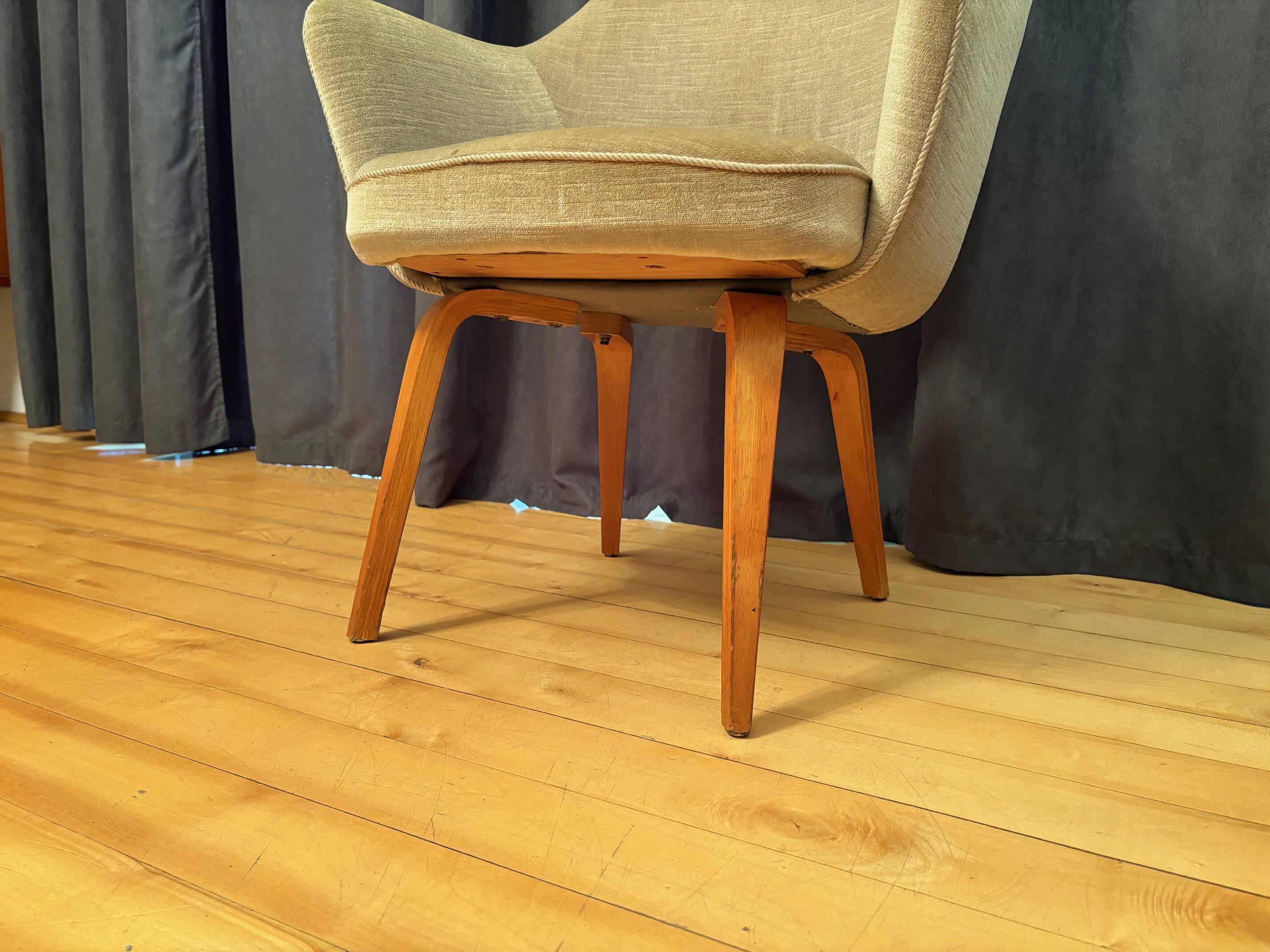 Executive Chair designed by Eero Saarinen, Knoll International, United Stat