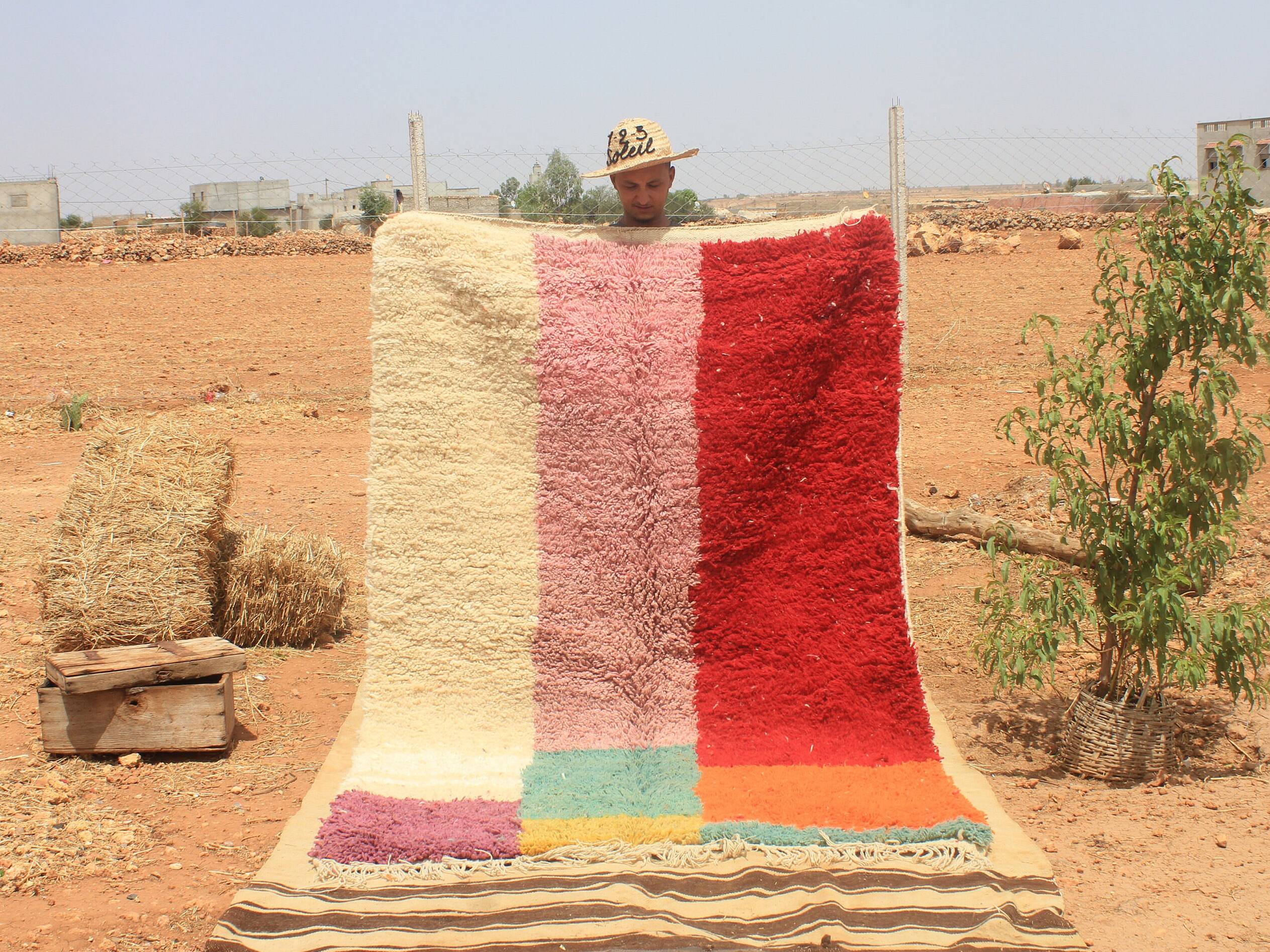 Handmade pure wool Moroccan rug 2.5x1.5 m