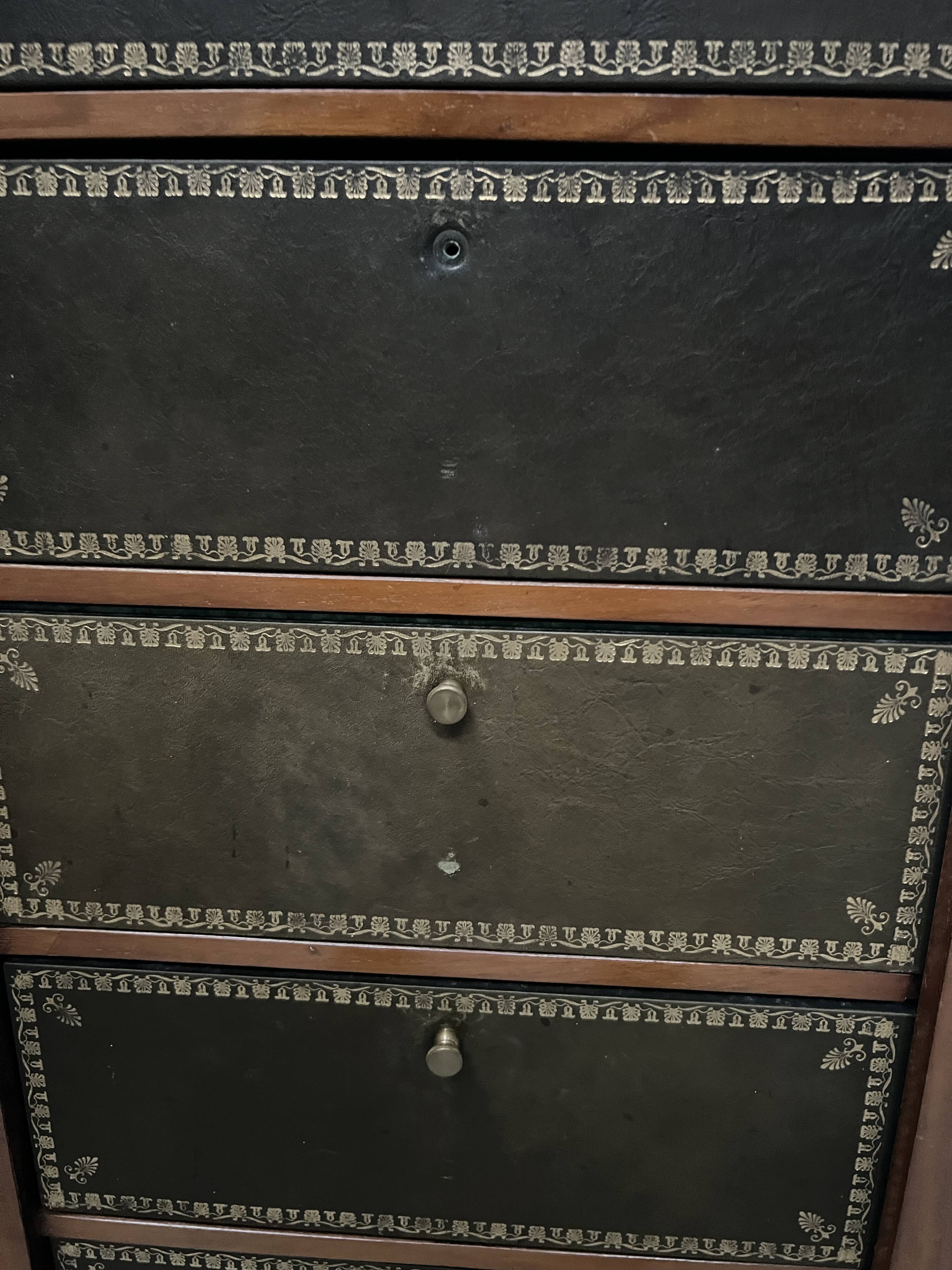 Meuble Cartonnier de style Louis Philippe en acajou XIX siècle