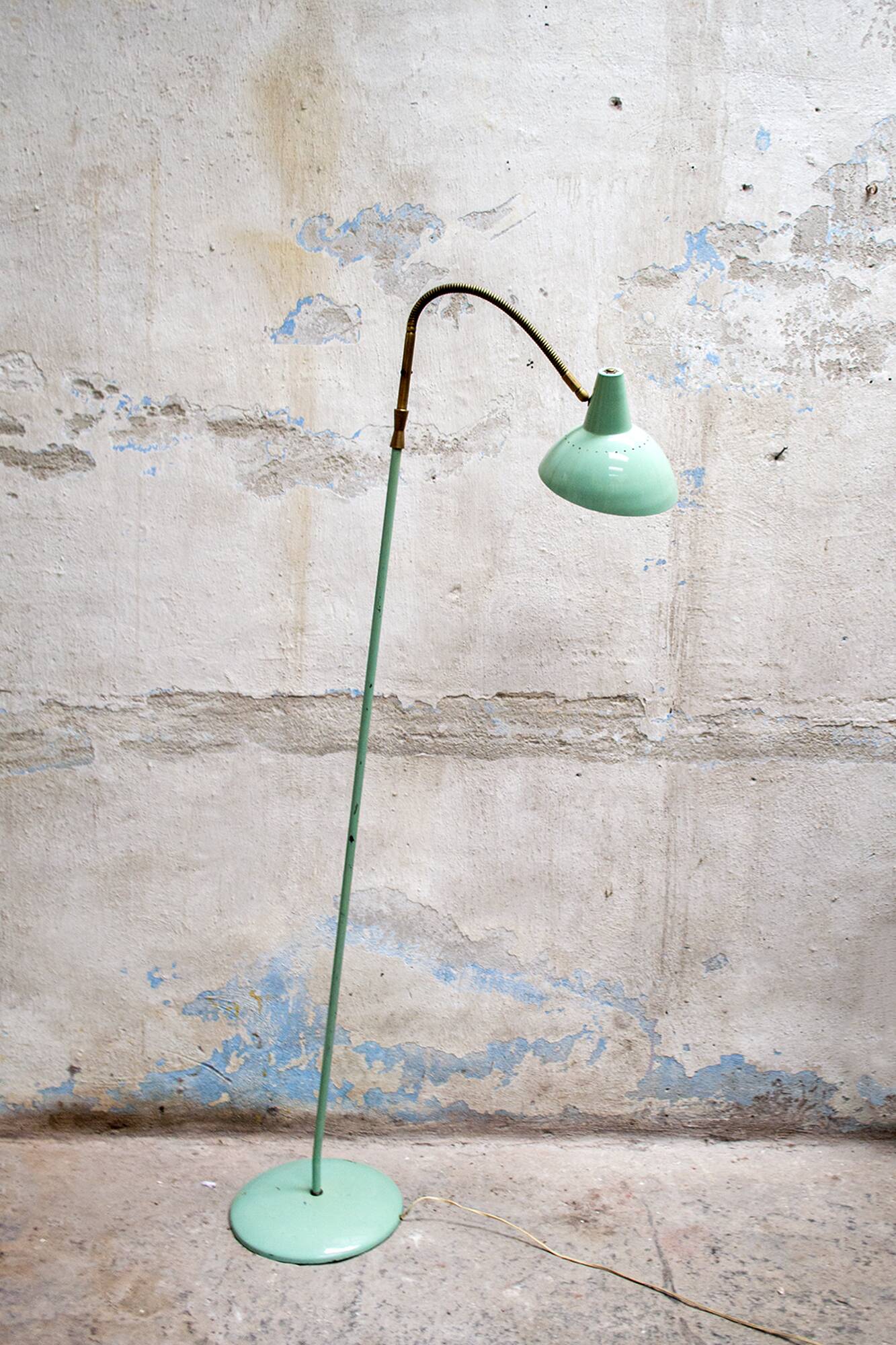 Lampada da terra Vintage en Ferro e ottone smaltato Anni '50