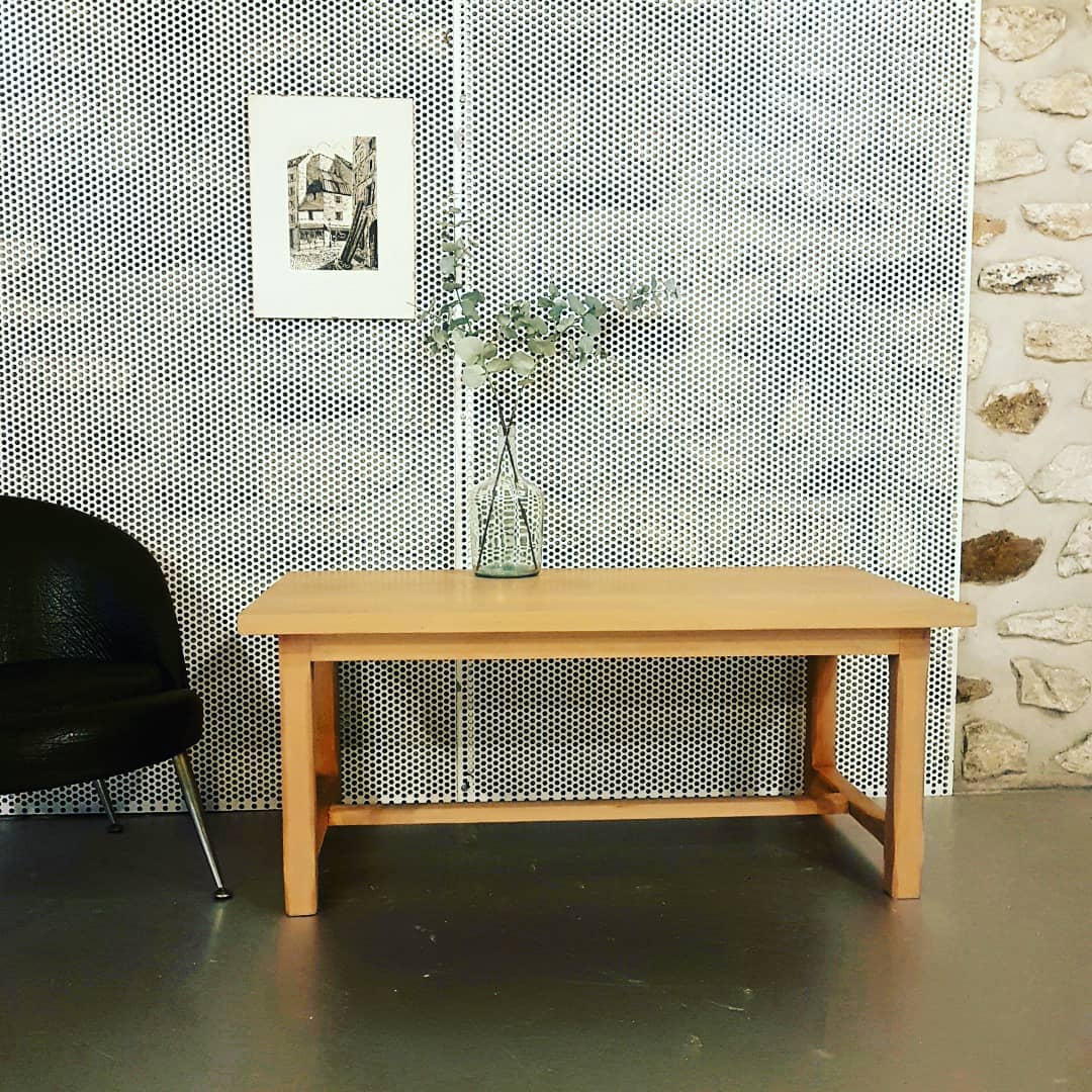 Low farm table in waxed solid wood