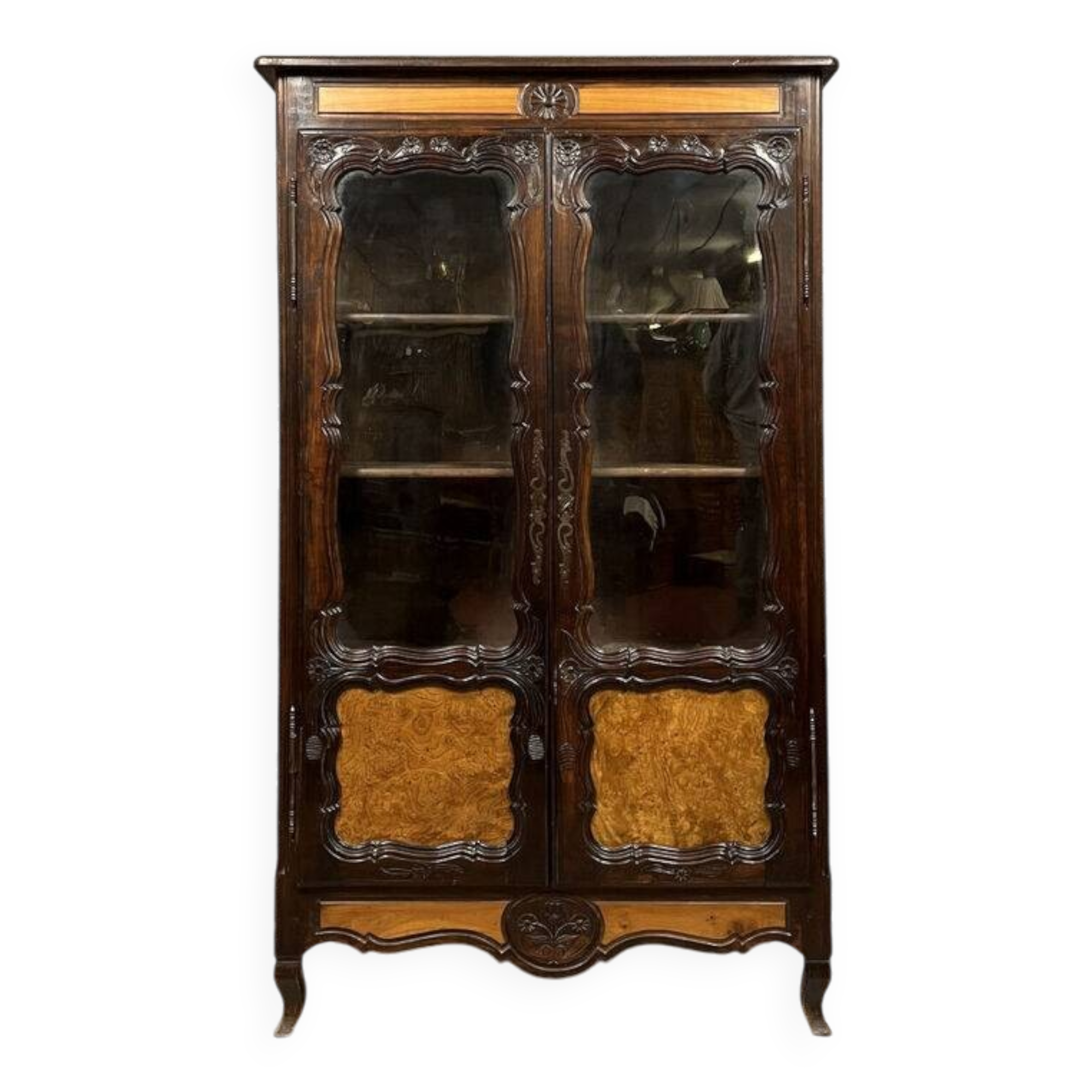 Louis XV style Bressane bookcase in walnut and burl circa 1900-1940