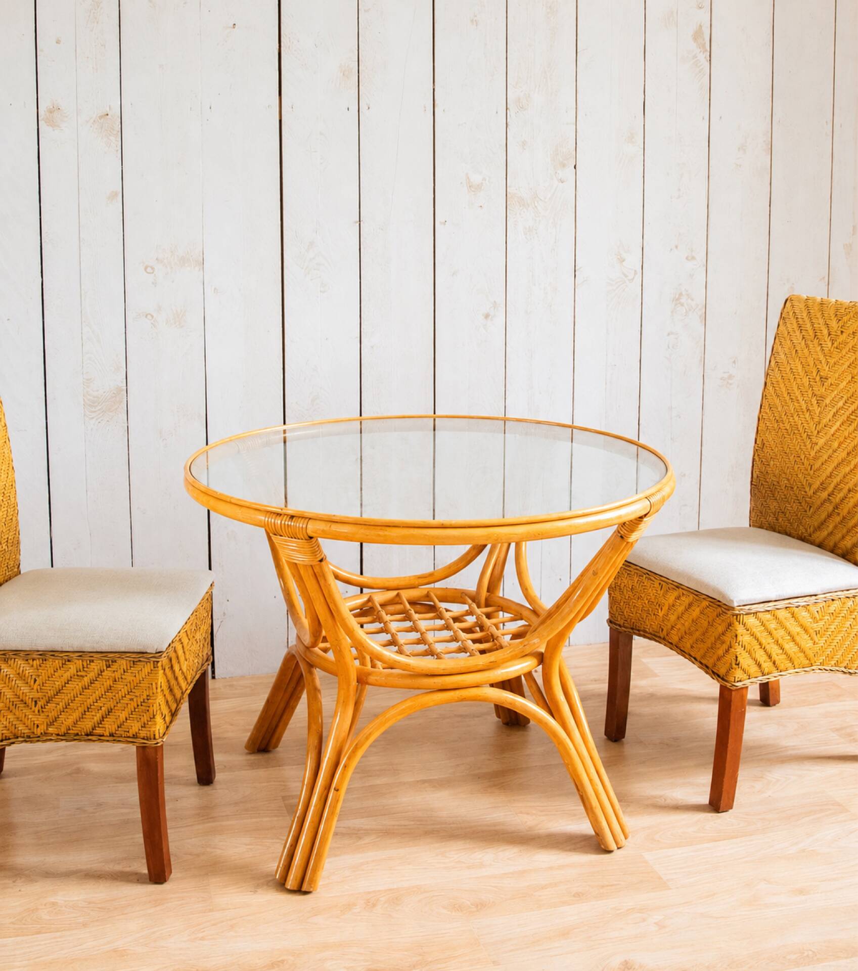 Table en bambou et rotin