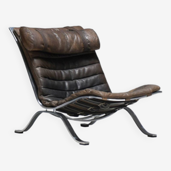 fauteuil lounge ARI patiné en cuir marron par Arne Norell - Möbel AB