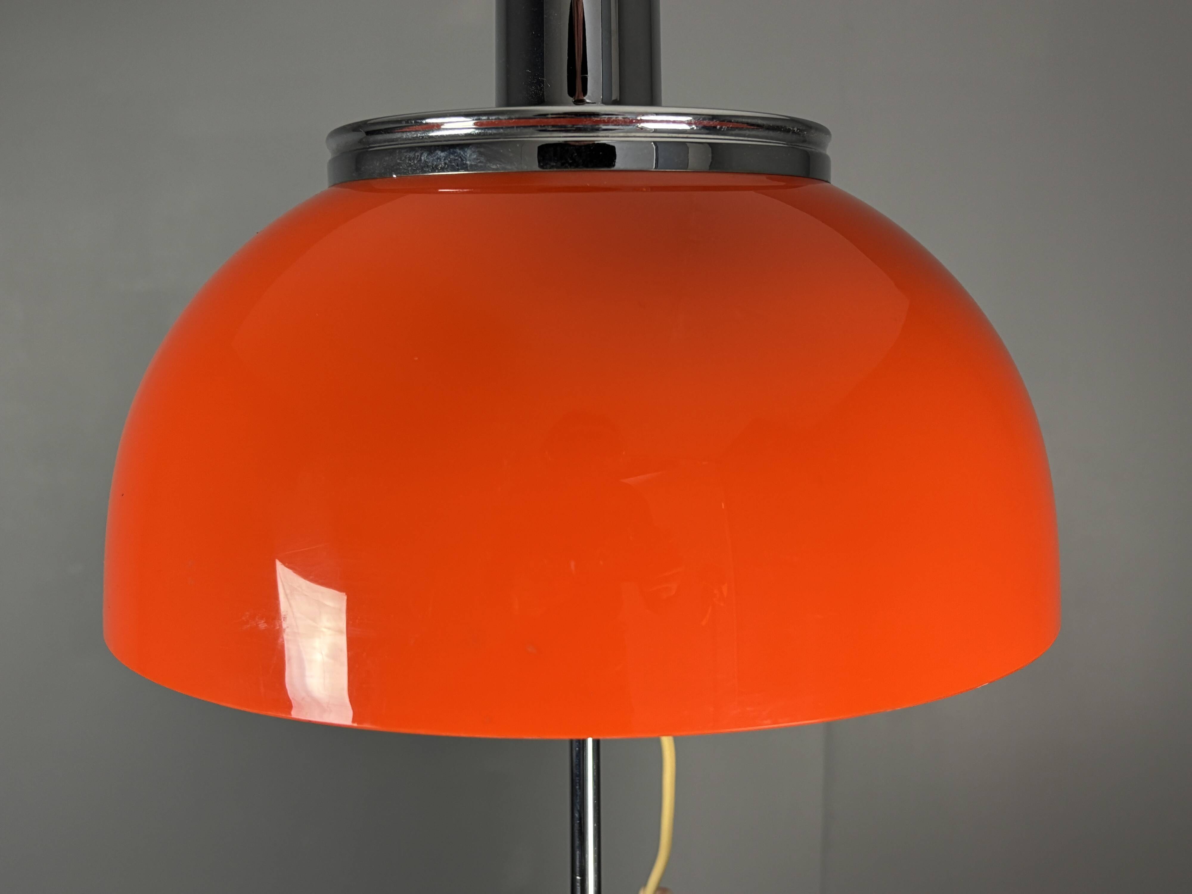 Midcentury "Faro" space age table lamp by Luigi Massoni for Guzzini, 1970s