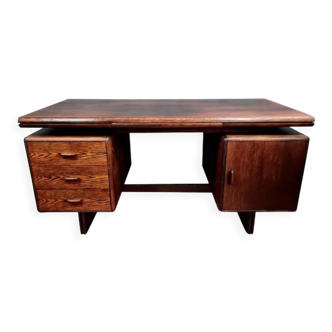 Scandinavian rosewood design desk from Santos circa 1950