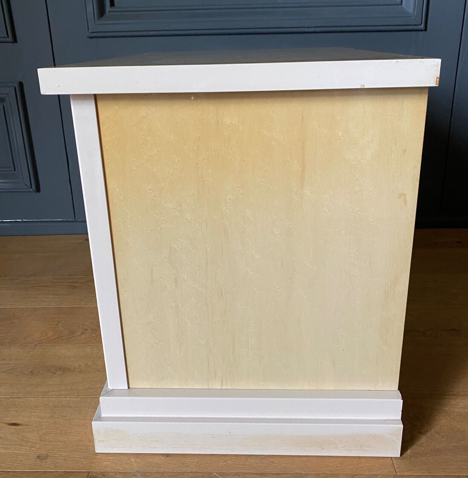 Lacquer bedside table 1980 with mirrors 2 drawers