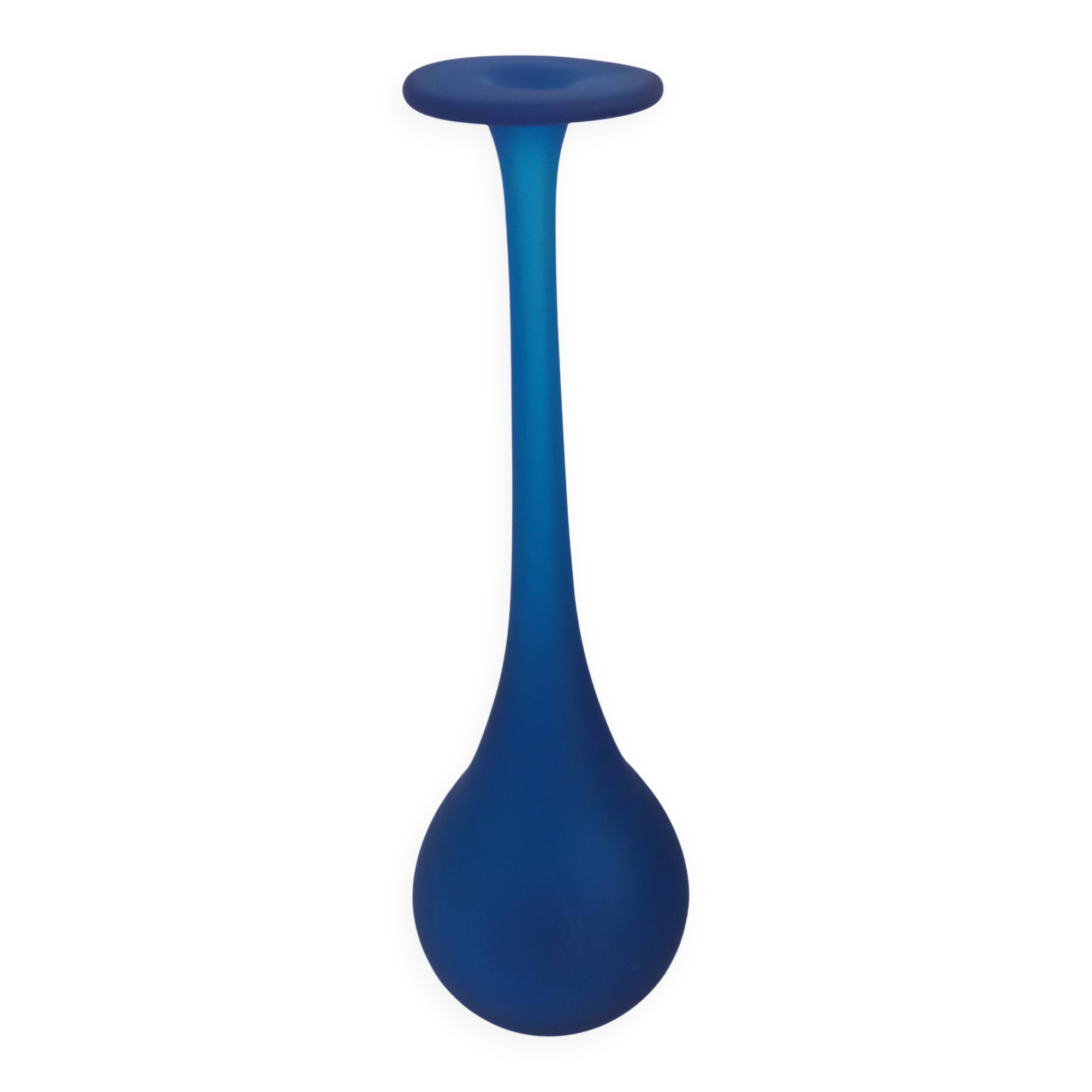 Translucent blue glass vase - Moretti style