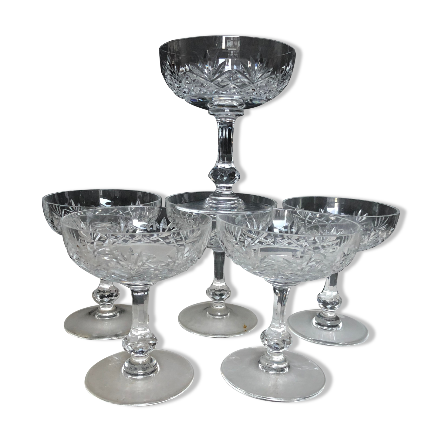6 Champagne glasses in cut crystal from Saint Louis