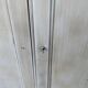 Armoire en bois naturel