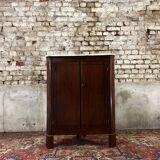 Mahogany neck style transition nineteenth century