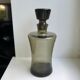Carafe en verre fumé années 70