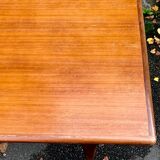 Extendable vintage scandinavian dining table