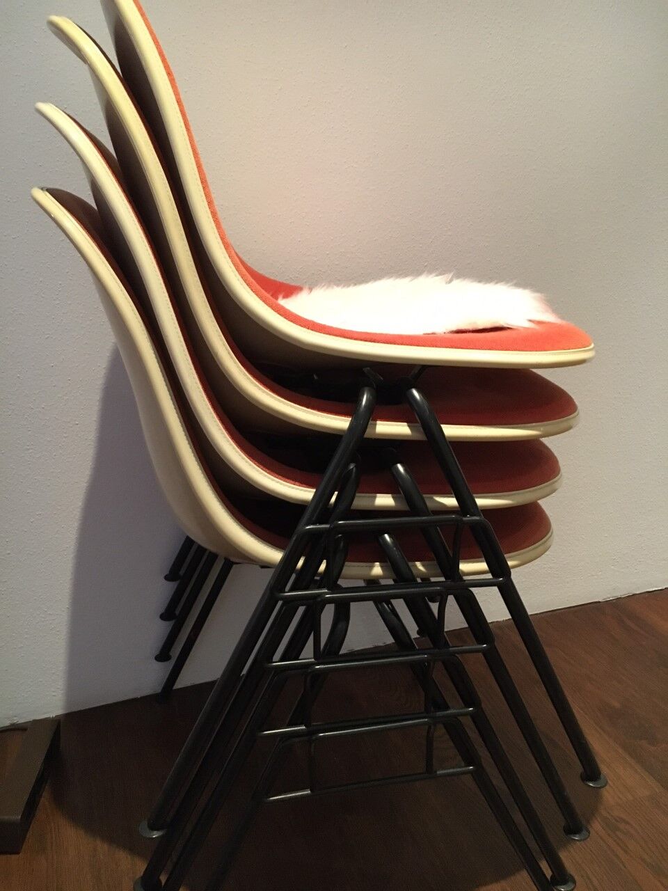 Series of 8 chairs DSS Charles Eames for Herman Miller, 1970