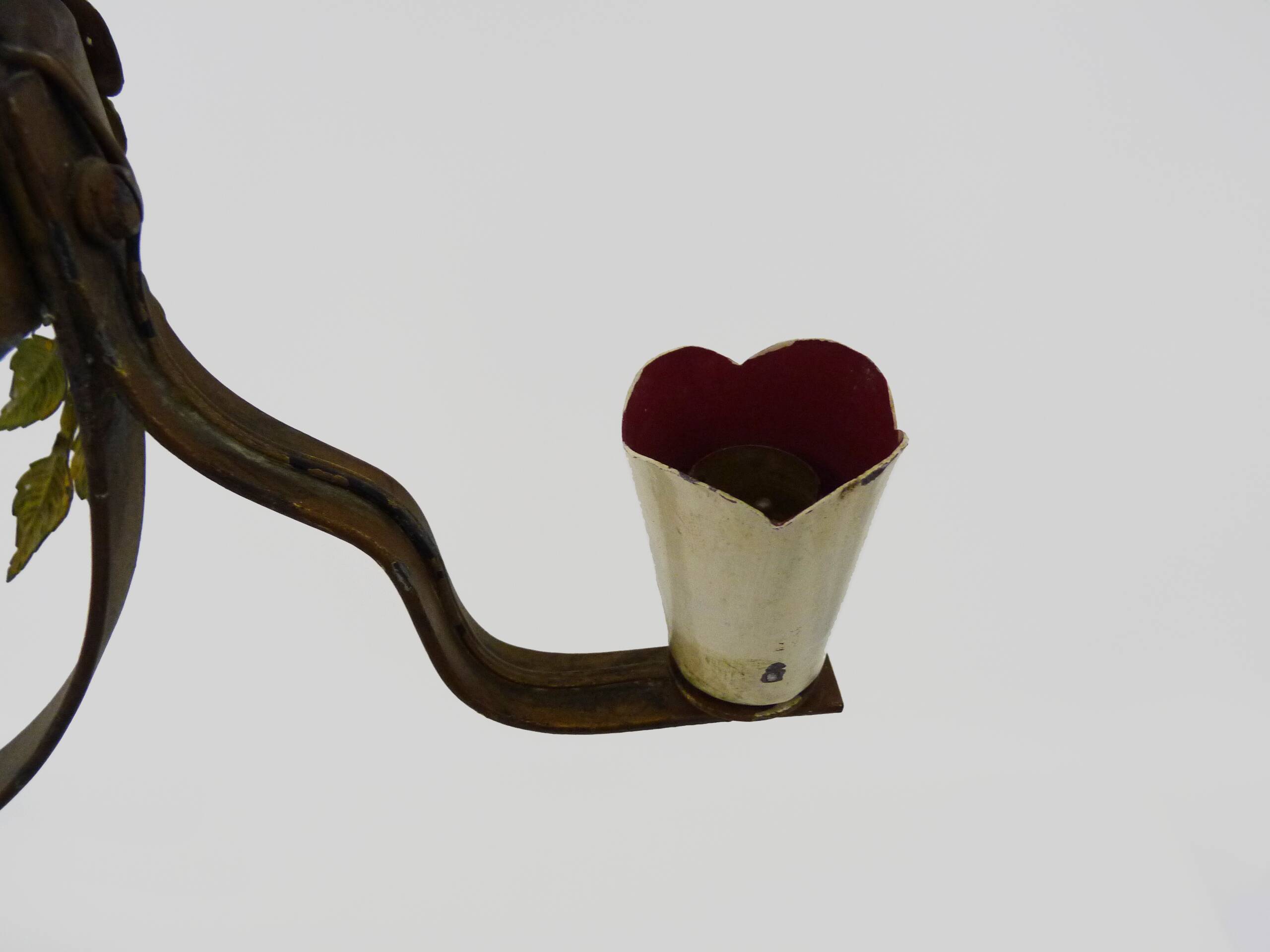 4-light ball-shaped chandelier with foliage. Italy. The 50's