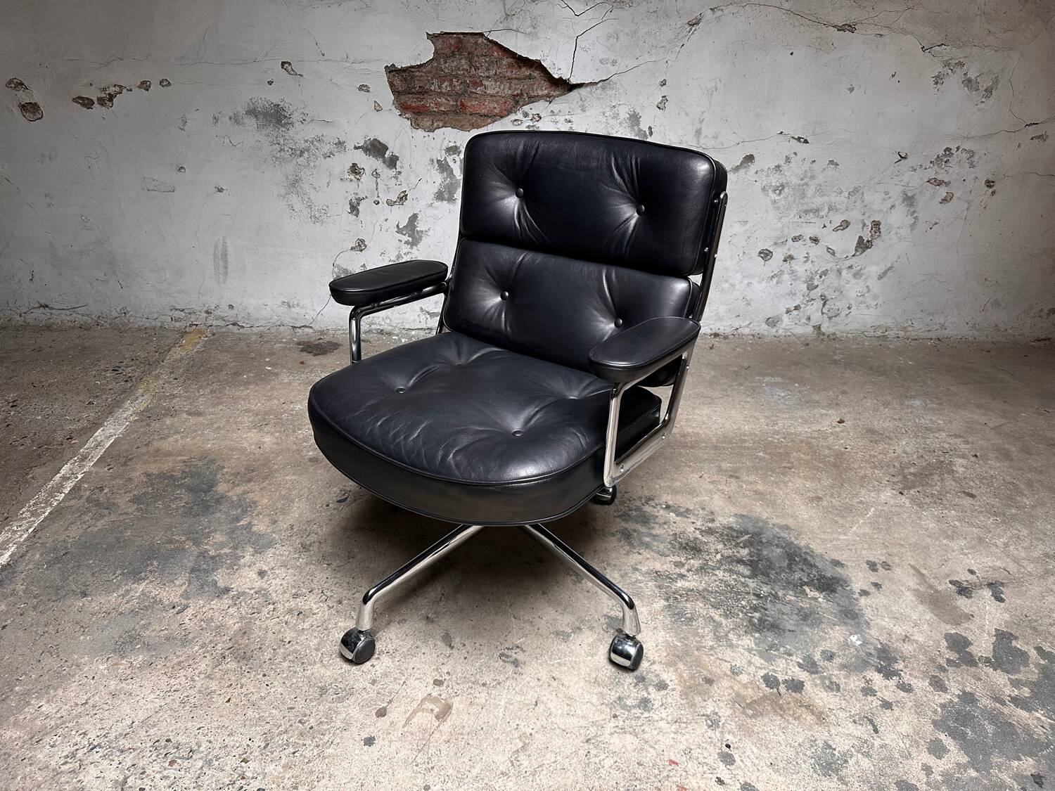 Vintage bureaustoel Herman Miller lobby chair