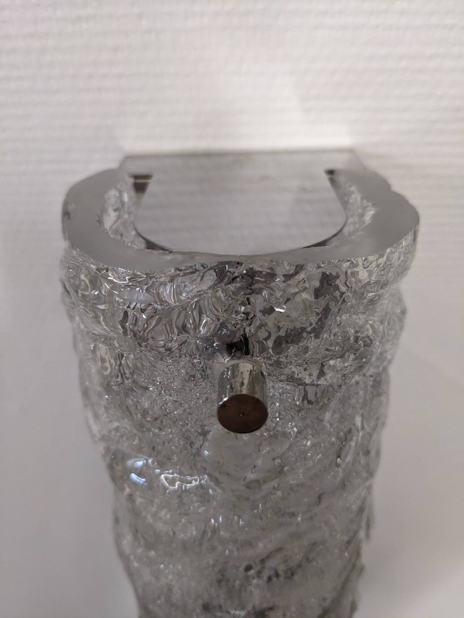 Brutalist wall light in frosted glass by Hillebrand Leuchten, Germany 1960.