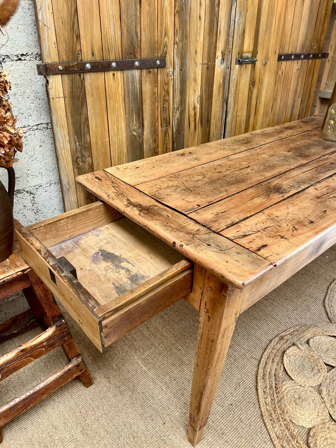 Farmhouse table