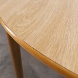 Danish ensemble transformable table 114 cm / 154 + 4 modernist chairs from the 1970s