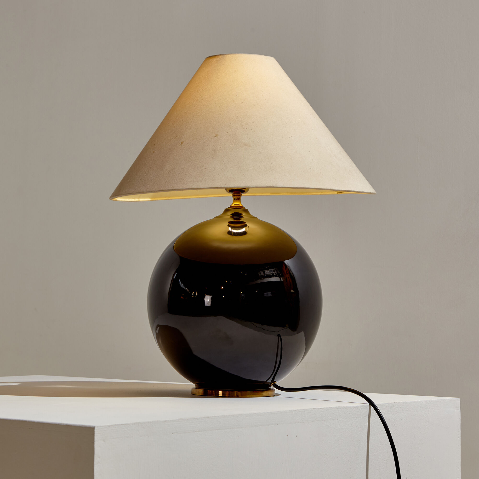 Lampe de table en verre