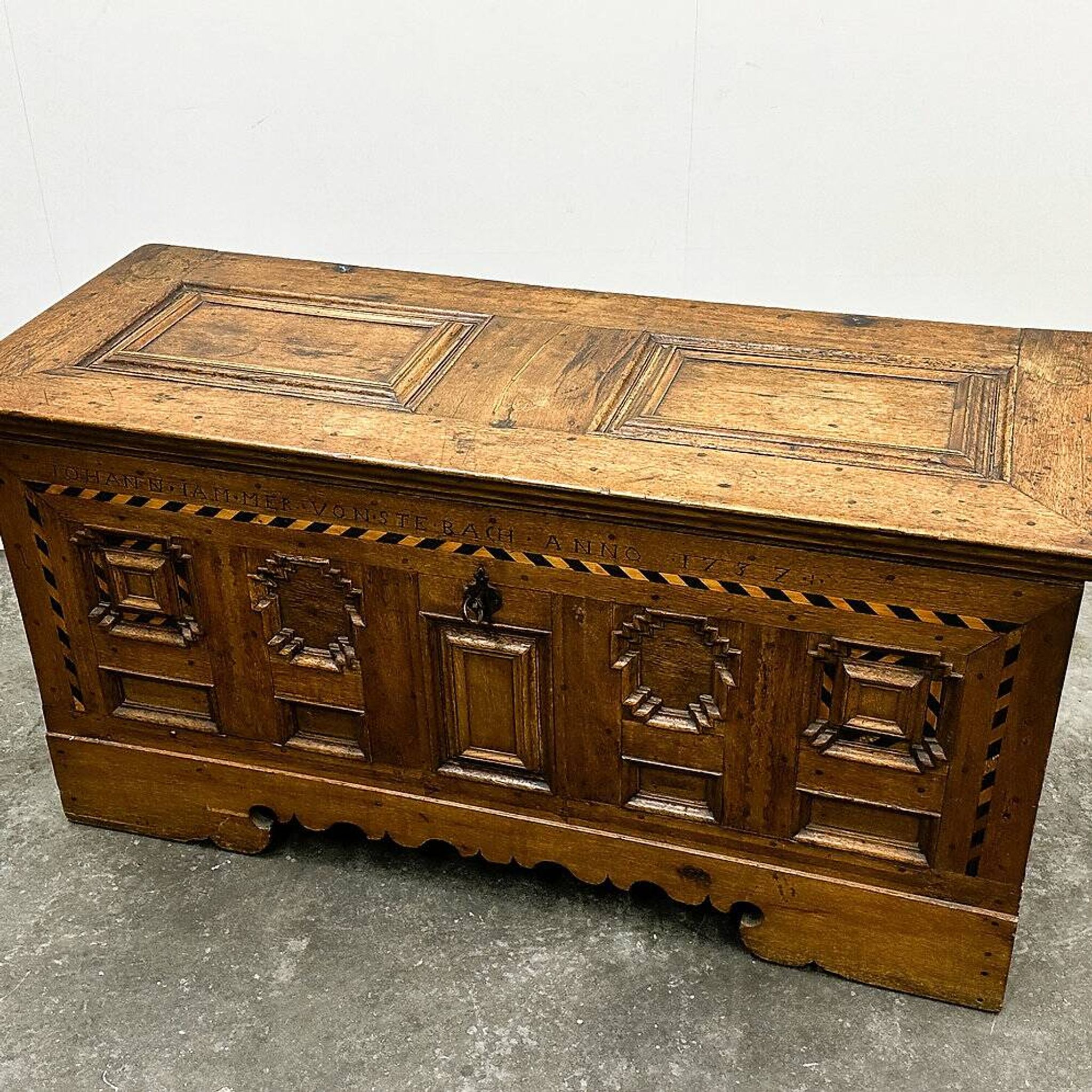 18th century German Baroque travel trunk – dated 1737 – with ebony inlay