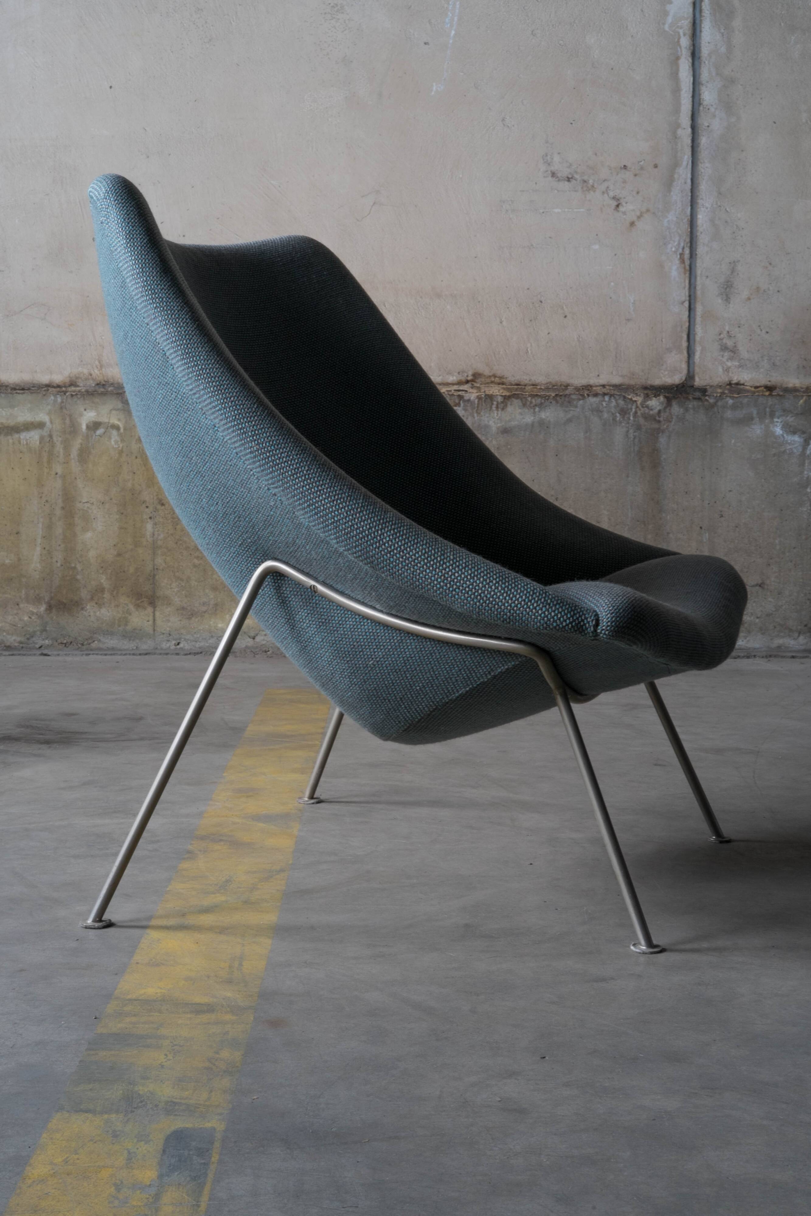 Pierre Paulin - Artifort F157 'Oyster' chair